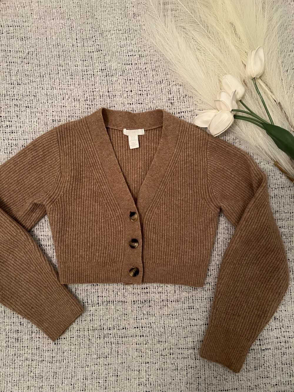 H&M Cropped Ribbed V-Neck Button Cardigan - Brown